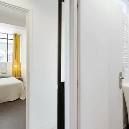 Festival Films Center, With 2 Bedrooms And Balcony