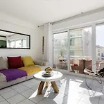 Lägenhet Festival Films Center, With 2 Bedrooms And Balcony