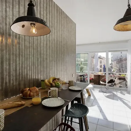 Festival Films Center, With 2 Bedrooms And Balcony Lägenhet