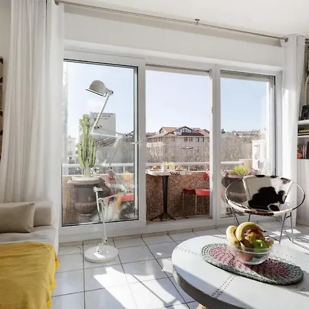 Festival Films Center, With 2 Bedrooms And Balcony Lägenhet