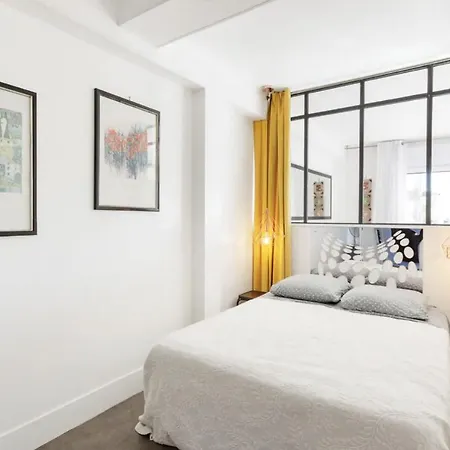 Lägenhet Festival Films Center, With 2 Bedrooms And Balcony Cannes